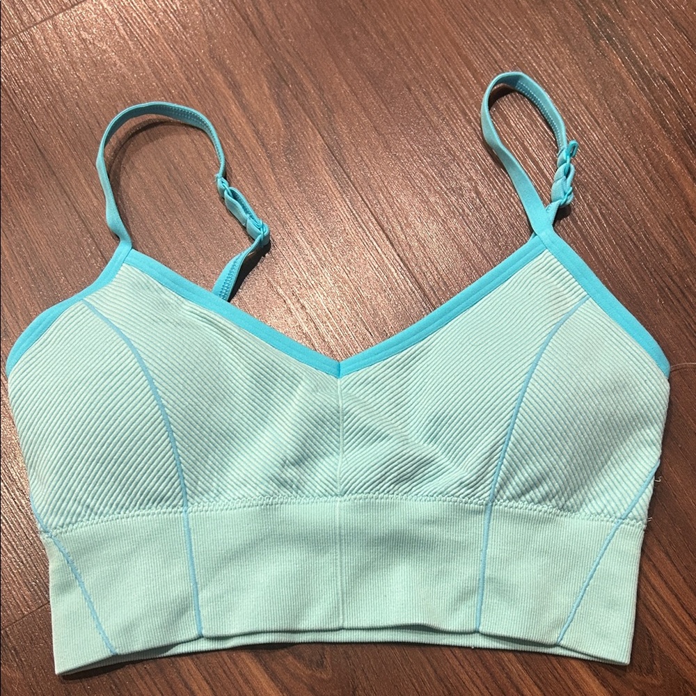 NWT Aerie Seamless sports bra
